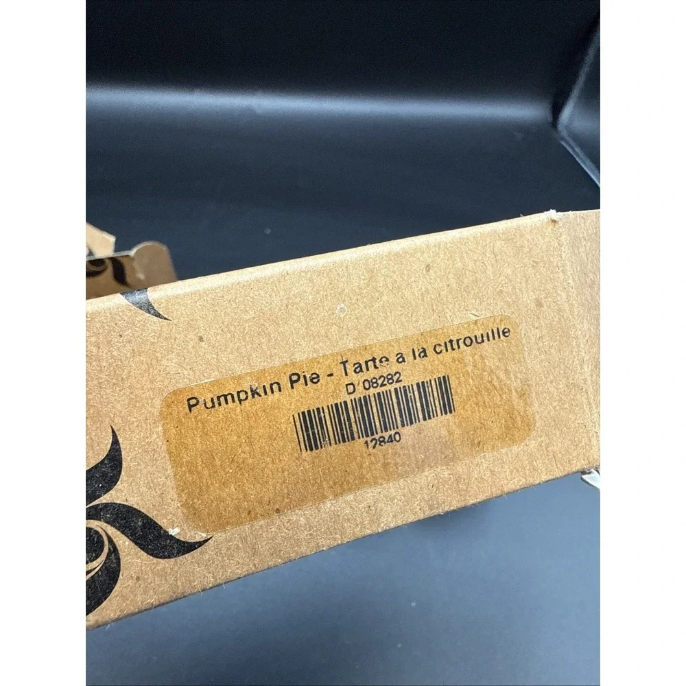 Gold Canyon Pumpkin Pie 8 Votives, New.‎ Box Damage
